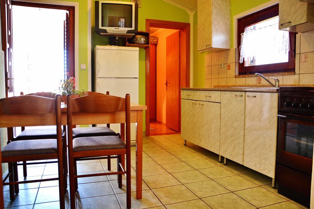 Apartments Joza Vir Buitenkant foto